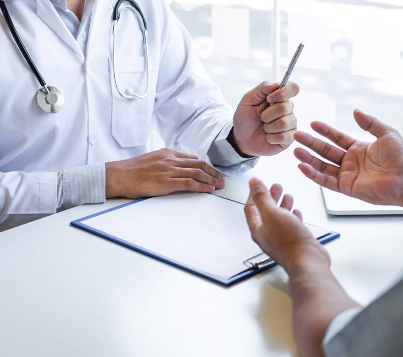 Médico internista con citas de tiroides en CDMX